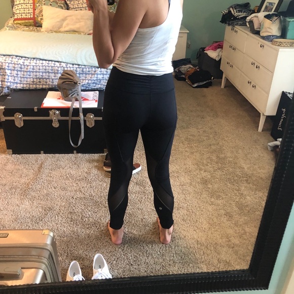 Lululemon high waisted black leggings - Picture 4 of 4